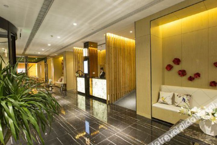 Hotel Interior 11 of 23
