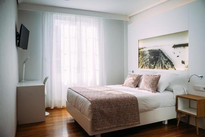 Room 5 of 24