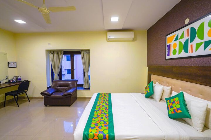 Room 20 of 34