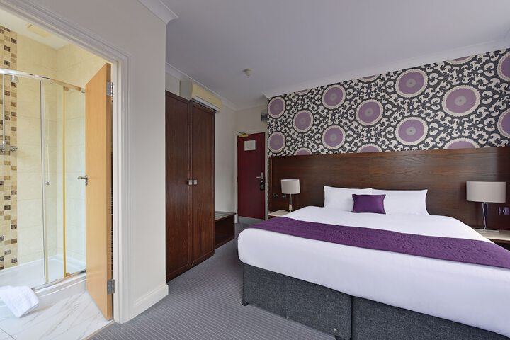 Room 12 of 44