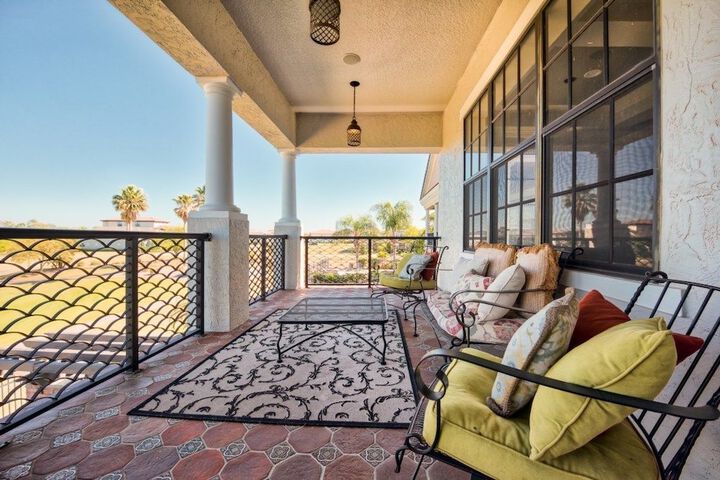 Terrace/Patio 12 of 56