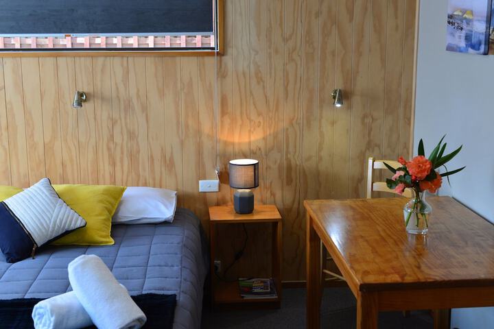 Room 10 of 60