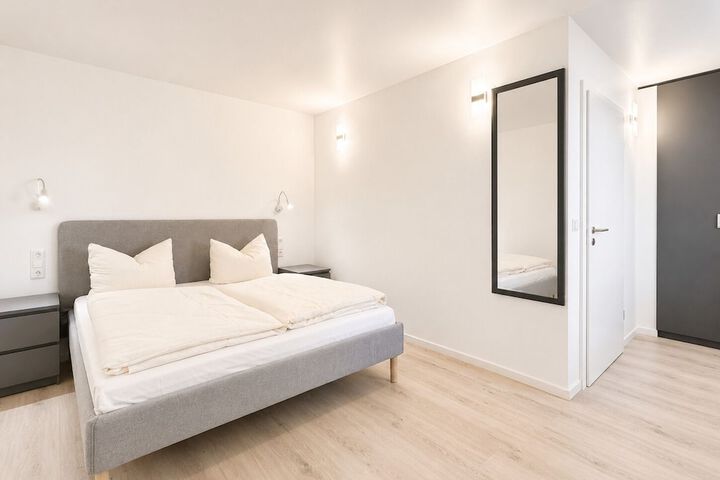 Room 3 of 13