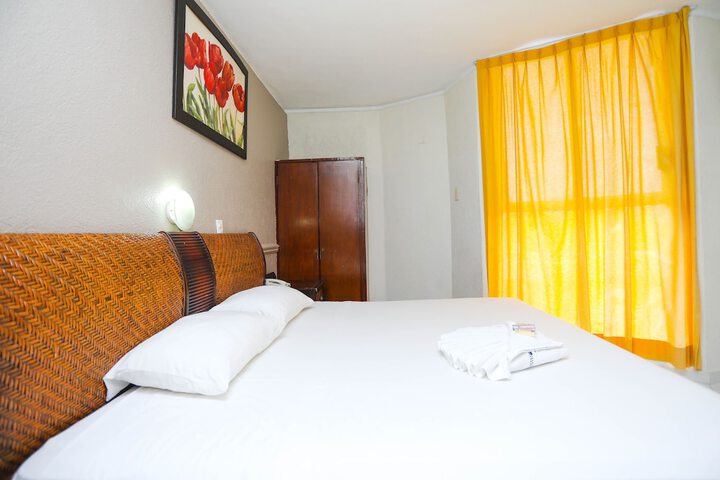 Room 42 of 95