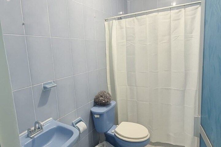 Room 20 of 28