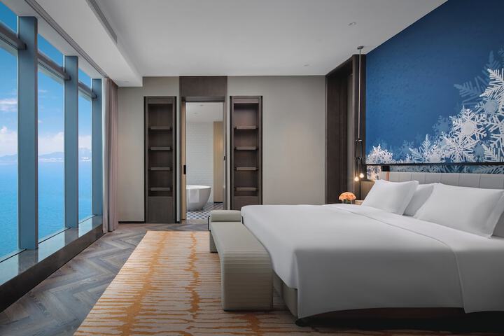 Room 40 of 118