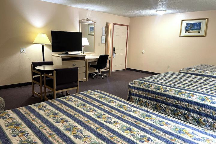 Room 7 of 17