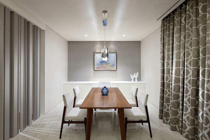 Room 71 of 181
