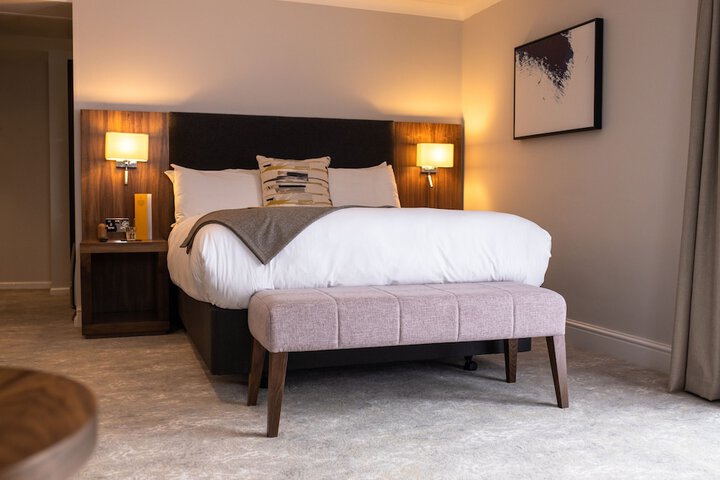 Room 25 of 160