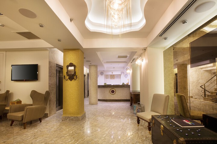 Lobby Entry