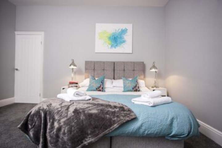 Room 12 of 35