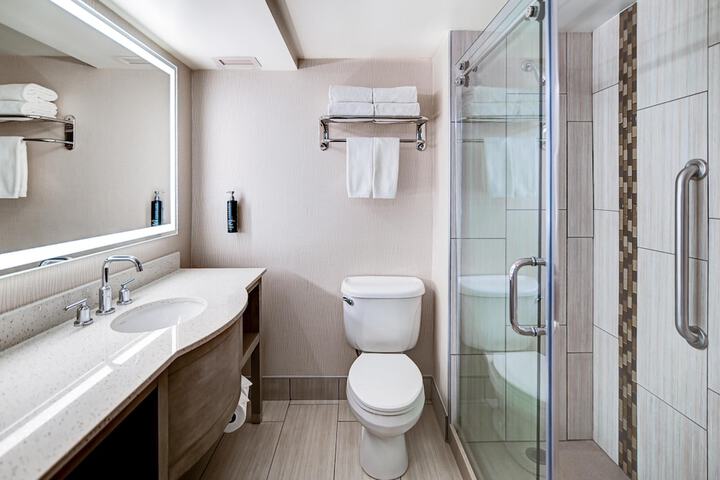 Clean Restrooms