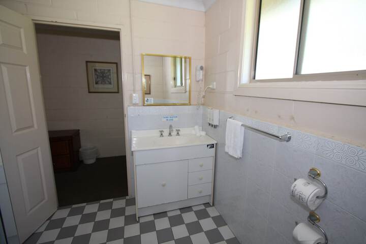 Room 31 of 42