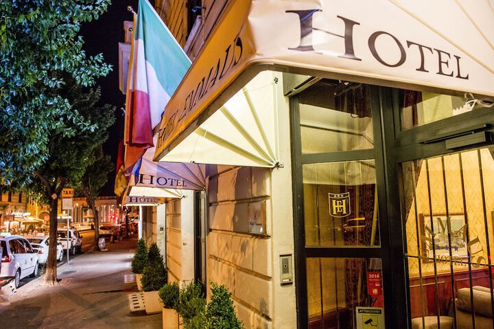 Hotel 50 of 54