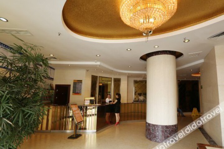 Jinou Hotel (Chongqing Hechuan Store)