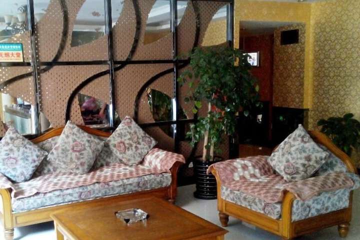 Hotel Interior 4 of 57