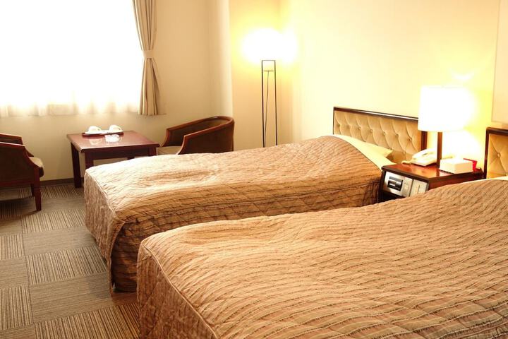 Room 19 of 30
