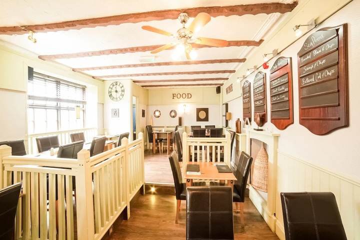 Entrance & Lobby