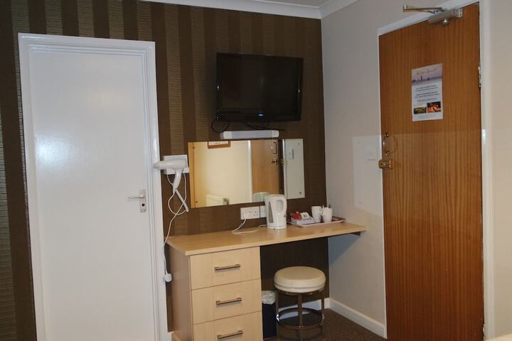 Room 68 of 160