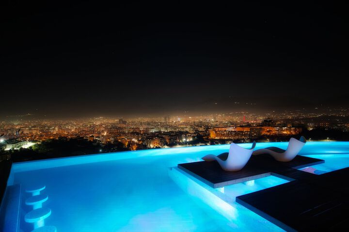 Pool 97 of 163