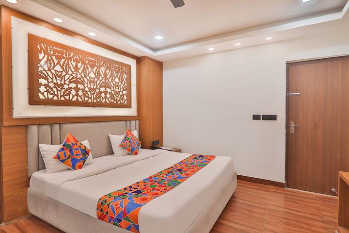 Room 16 of 35