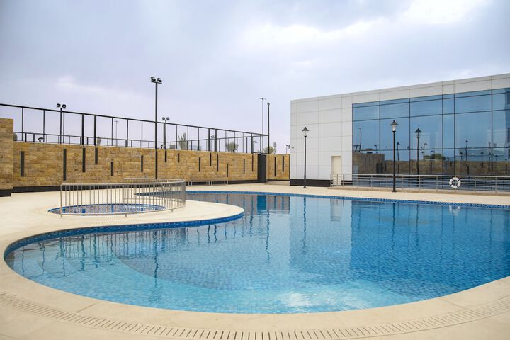 Pool 27 of 44