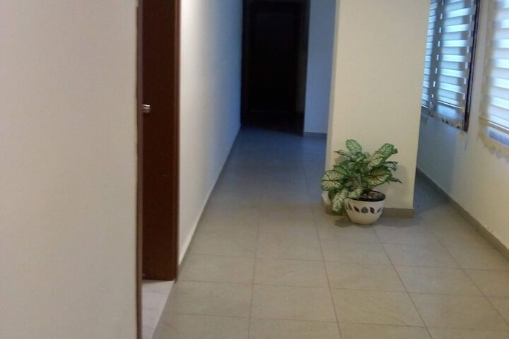 Ballroom/Hall 18 of 25