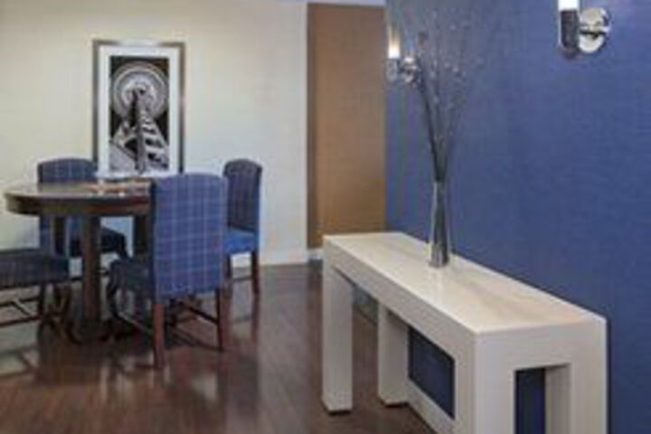 Room 9 of 62