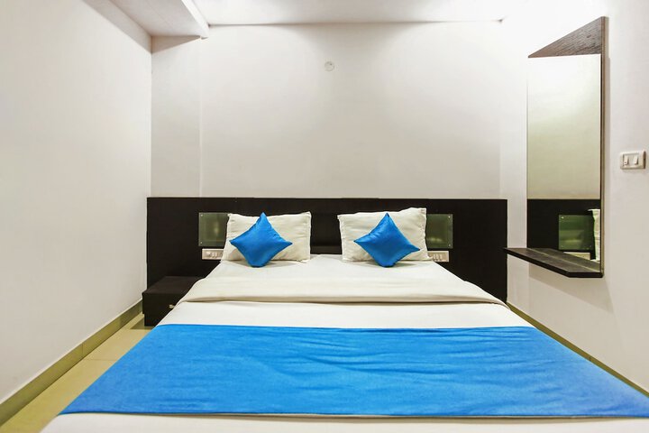 Room 14 of 21