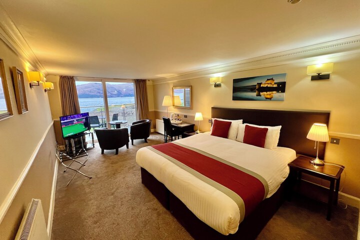 Room 9 of 52