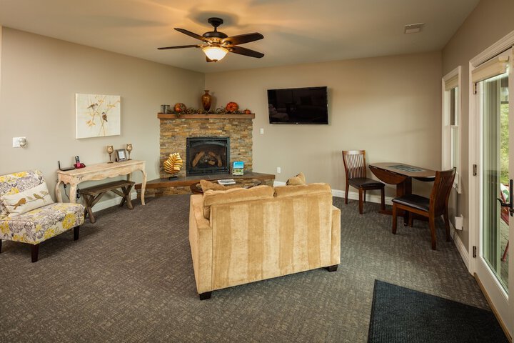 Room 18 of 49