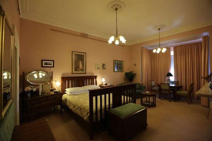 Room 4 of 57