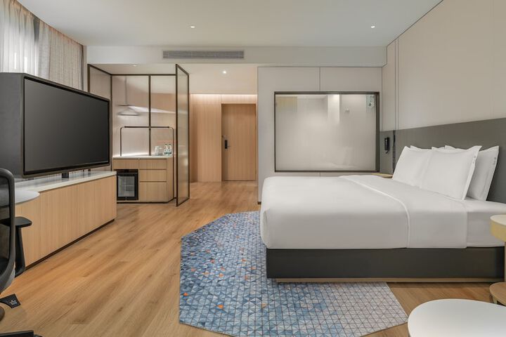 Room 45 of 69