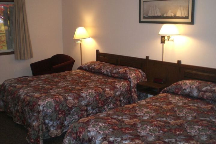 Room 3 of 20
