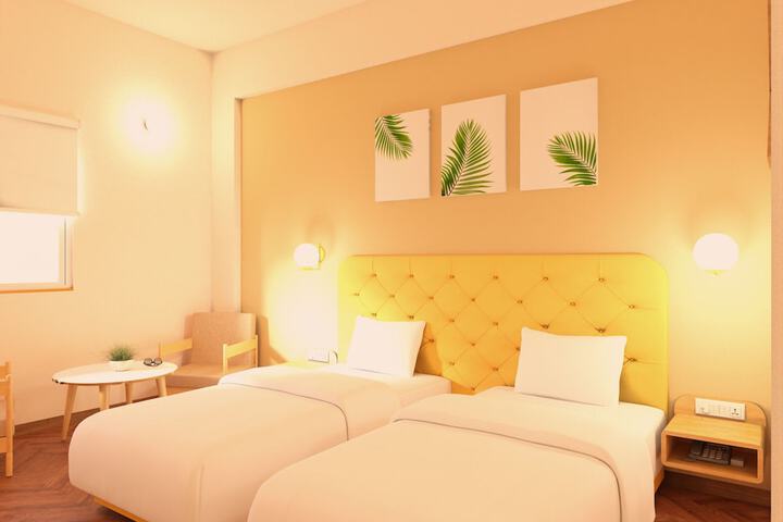 Room 7 of 32