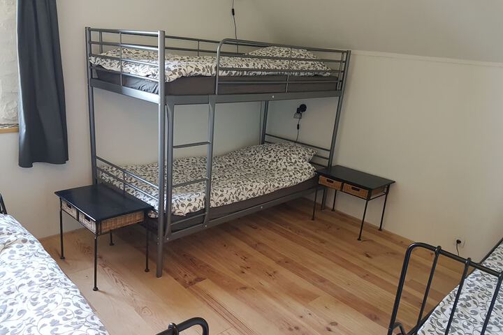 Room 5 of 61
