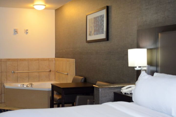 Room 5 of 57