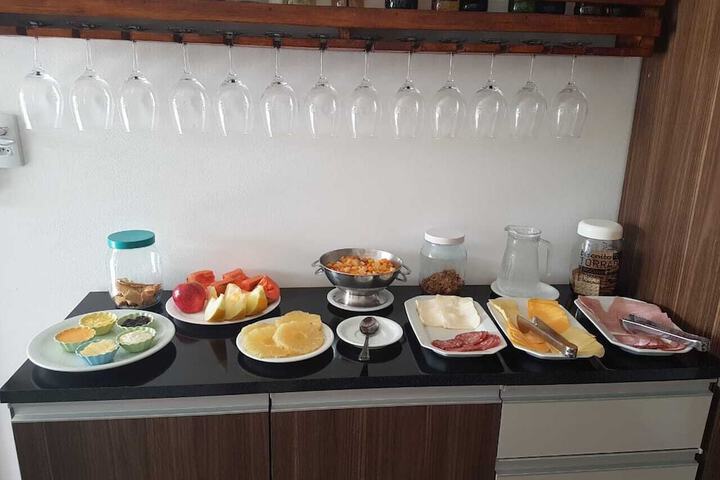 Breakfast/Coffee Service 32 of 45