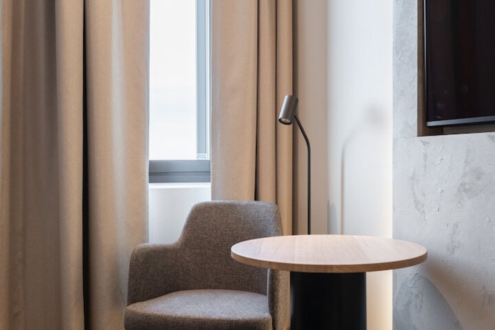 Room 50 of 170