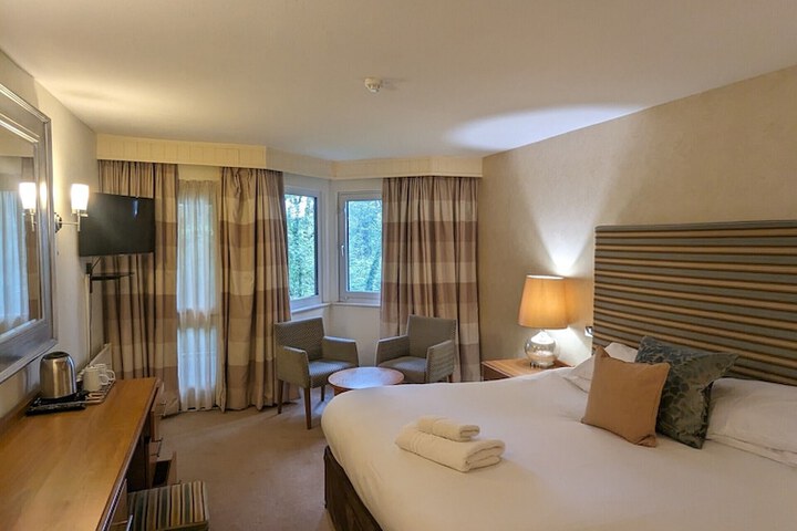Room 14 of 34