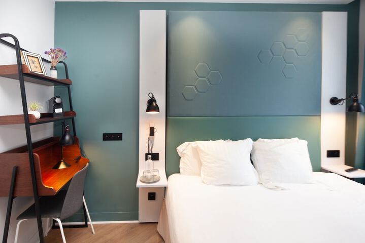 Room 15 of 41