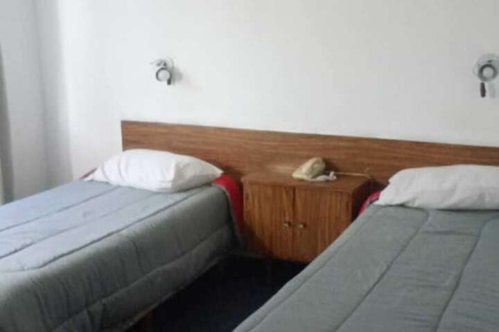 Room 7 of 13