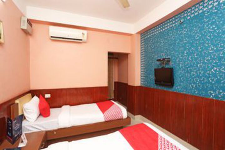 Room 18 of 30