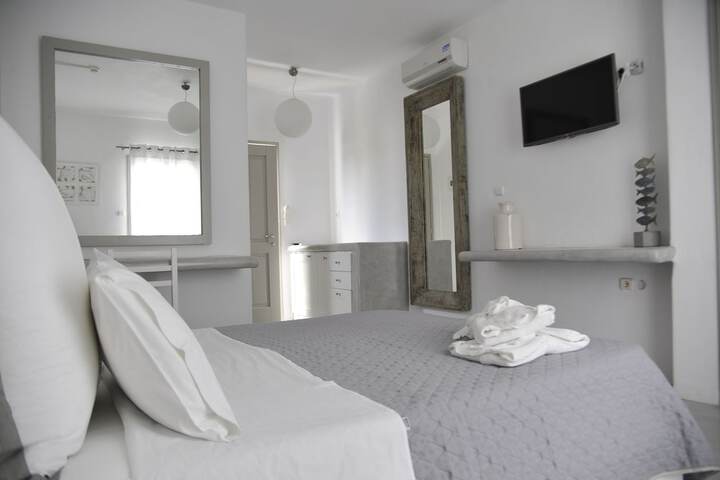 Room 43 of 112