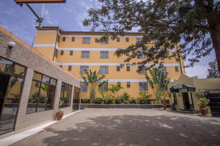 Hotel 68 of 68