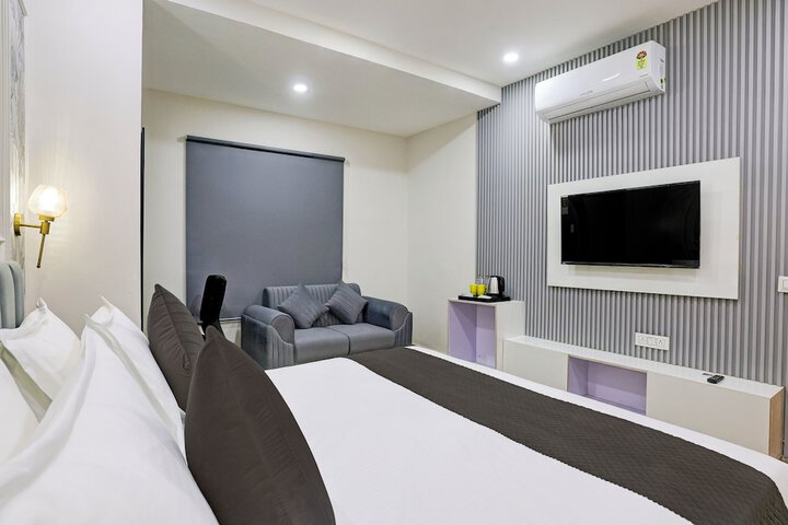 Room 26 of 31