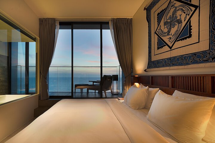 Room 17 of 35