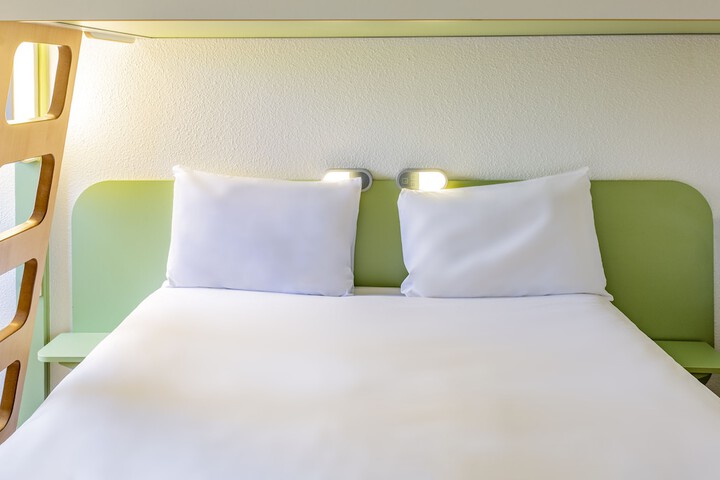 Room 3 of 36