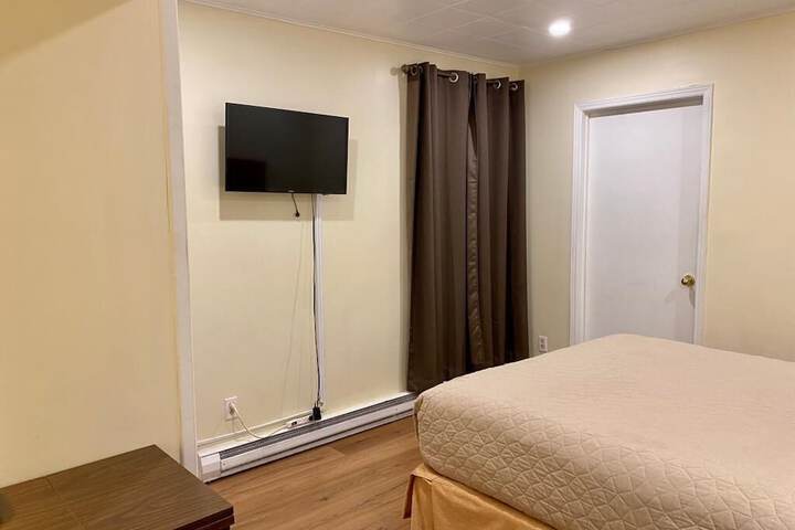 Room 18 of 42