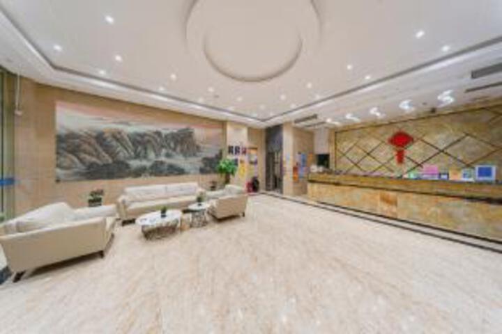 Haohai Qingyun Hotel (Chikan Old Street Branch)
